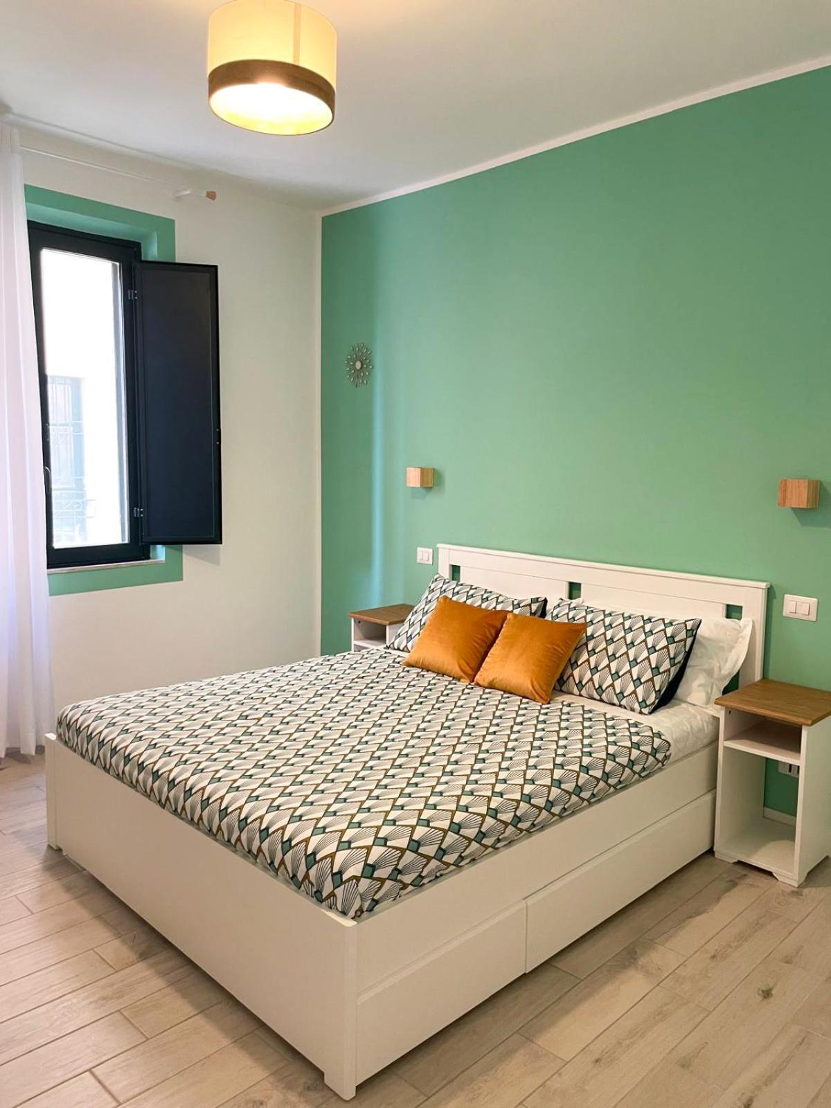 Anto'S Apartment Таормина Экстерьер фото